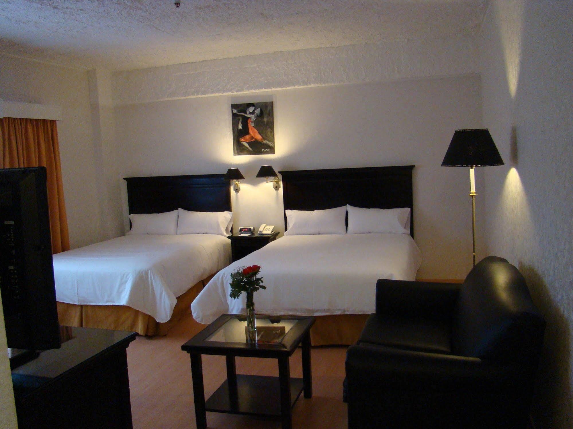 Ramada By Wyndham Buenos Aires Hotel Vicente Lopez Luaran gambar